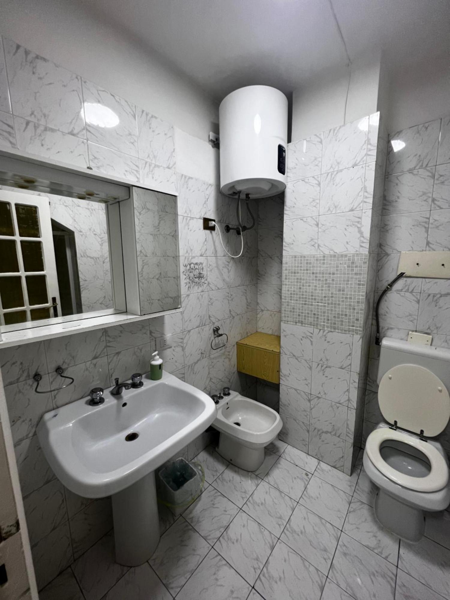 1 Room Apartment Near By Central Train Station Palermo Bagian luar foto